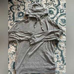 Lucky brand gray sweatshirt size M